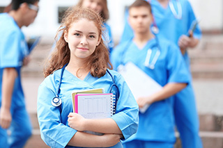 étudiante en du médecine anti âge et préventive