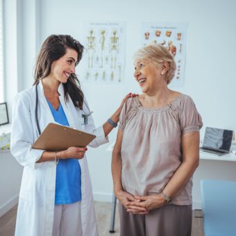 L’objectif principal du DU Procédures de Soins en Gériatrie est de permettre aux professionnels de santé de développer une expertise pointue en gériatrie.